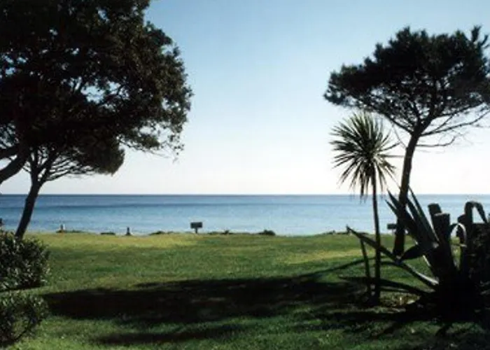 Duplex 6 Pers, 100m Plage, Terrasse Ensoleillee, Parking Prive, Proche Commerces - Fr-1-251-564 Apartment Le Lavandou